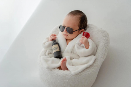 河源宝宝嘴唇上翘